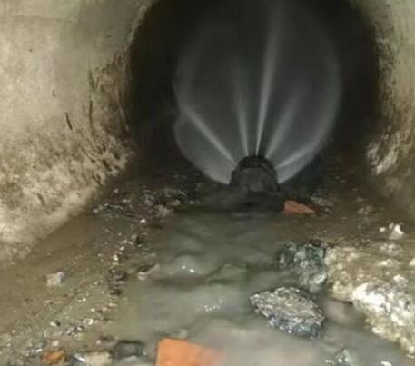 牙叉镇市政管道清淤